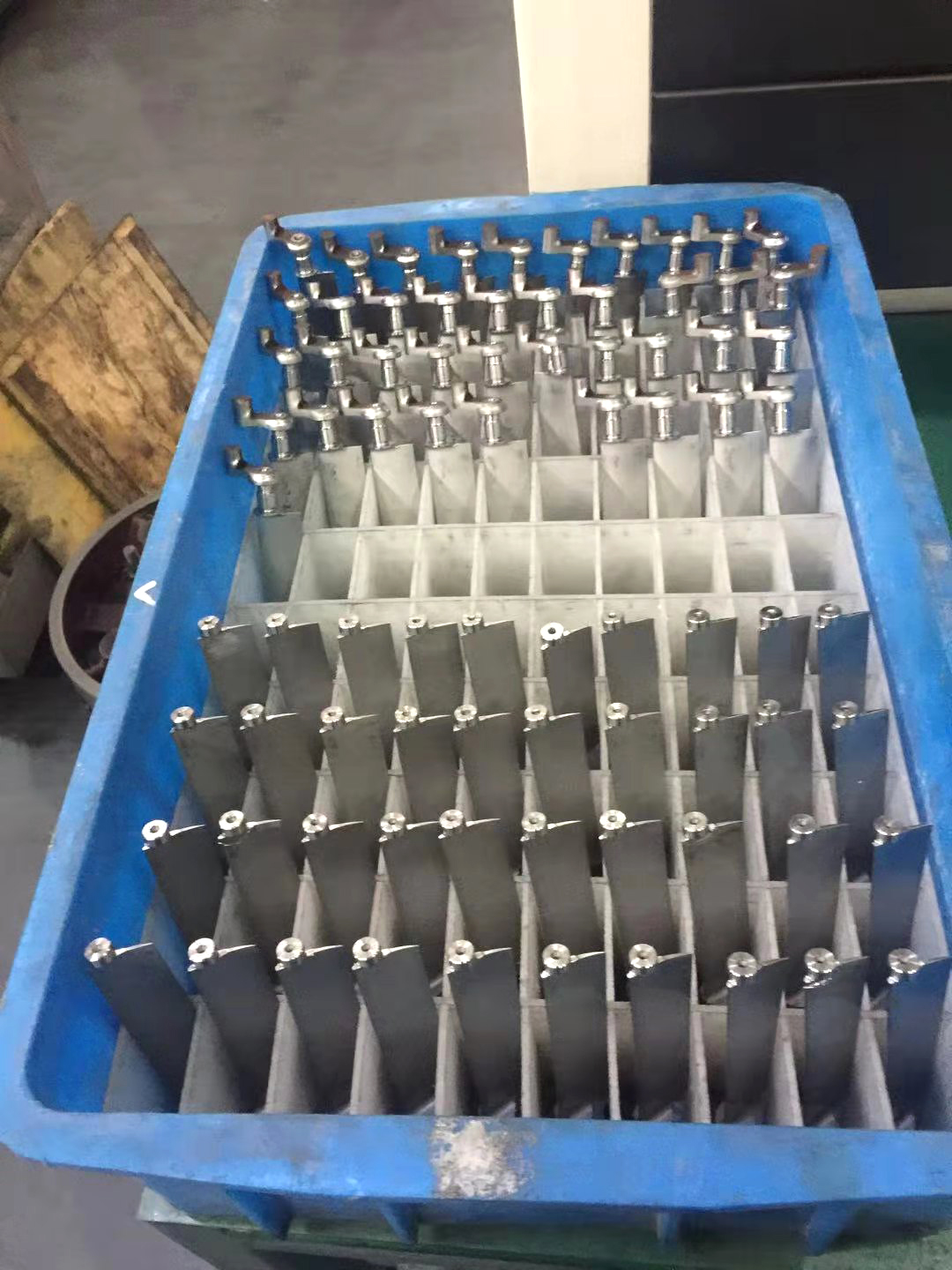 产品1.jpg